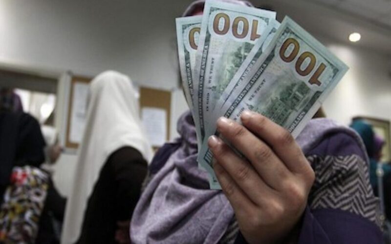 الدولار في الطالع.. 100 دولار كم يساوي جنيه مصري في السوق السوداء اليوم الأربعاء 26 يونيو 2024 وفي بنك مصر